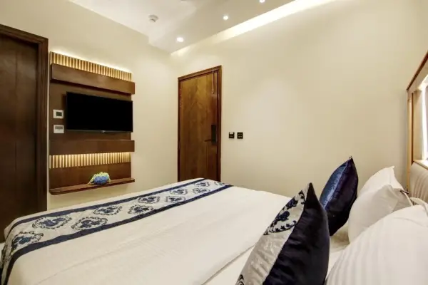 The Vanson Pride Delhi 8